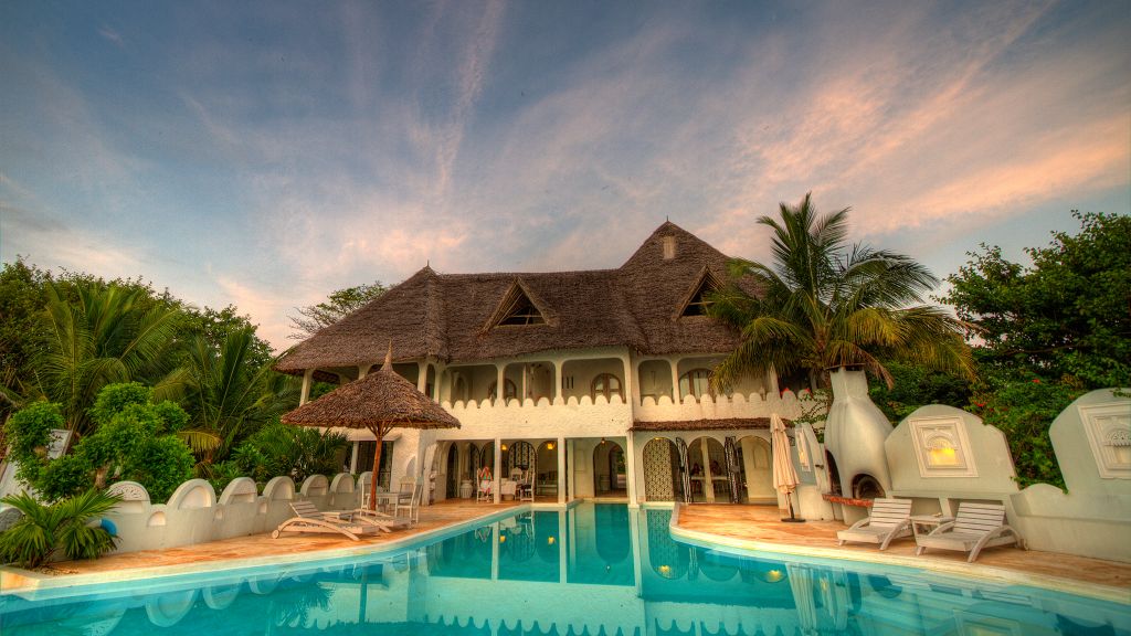 005637-01-Villa-exterior-sunset